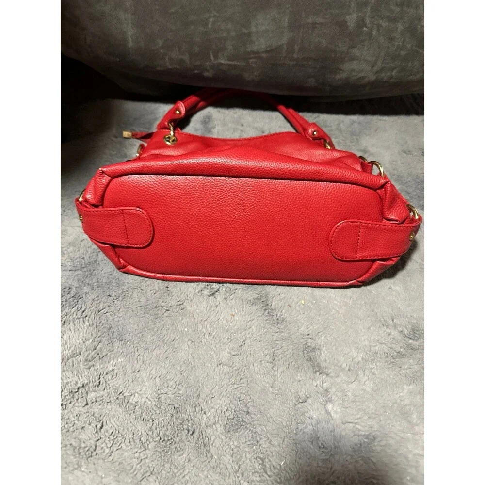 Lanzhixin Red Vegan Leather Shoulder Bag Tassel Accents Gold Hardware